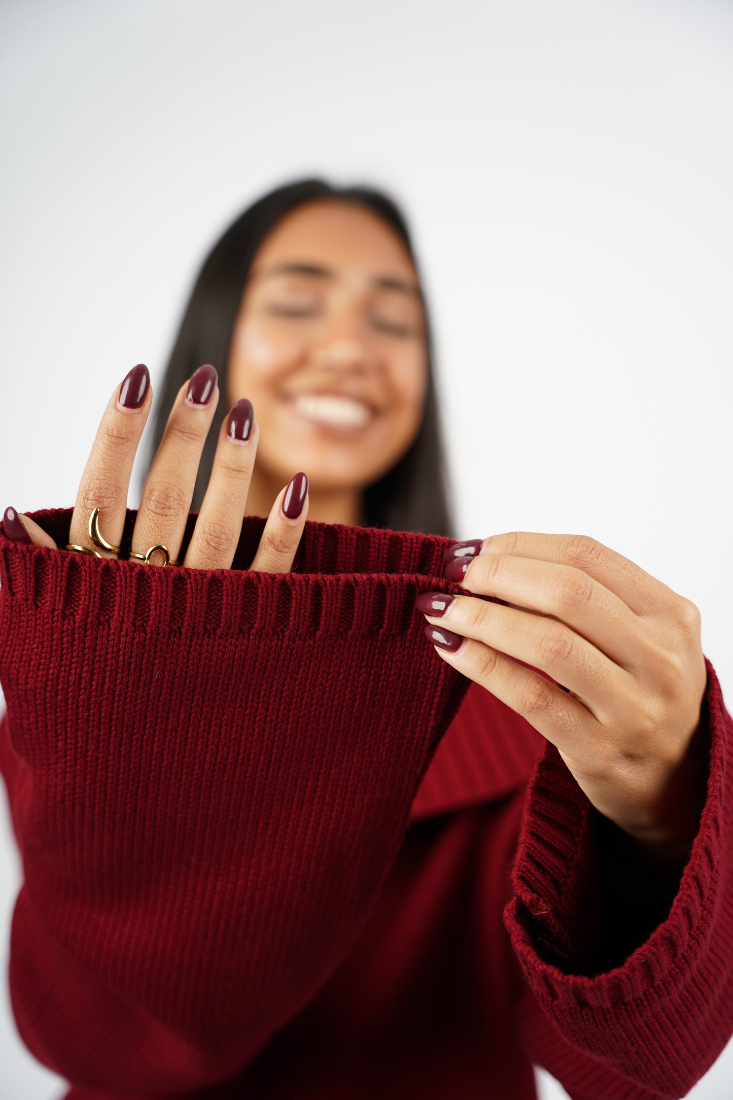 Burgundy Off-Shoulder Knitted Pullover