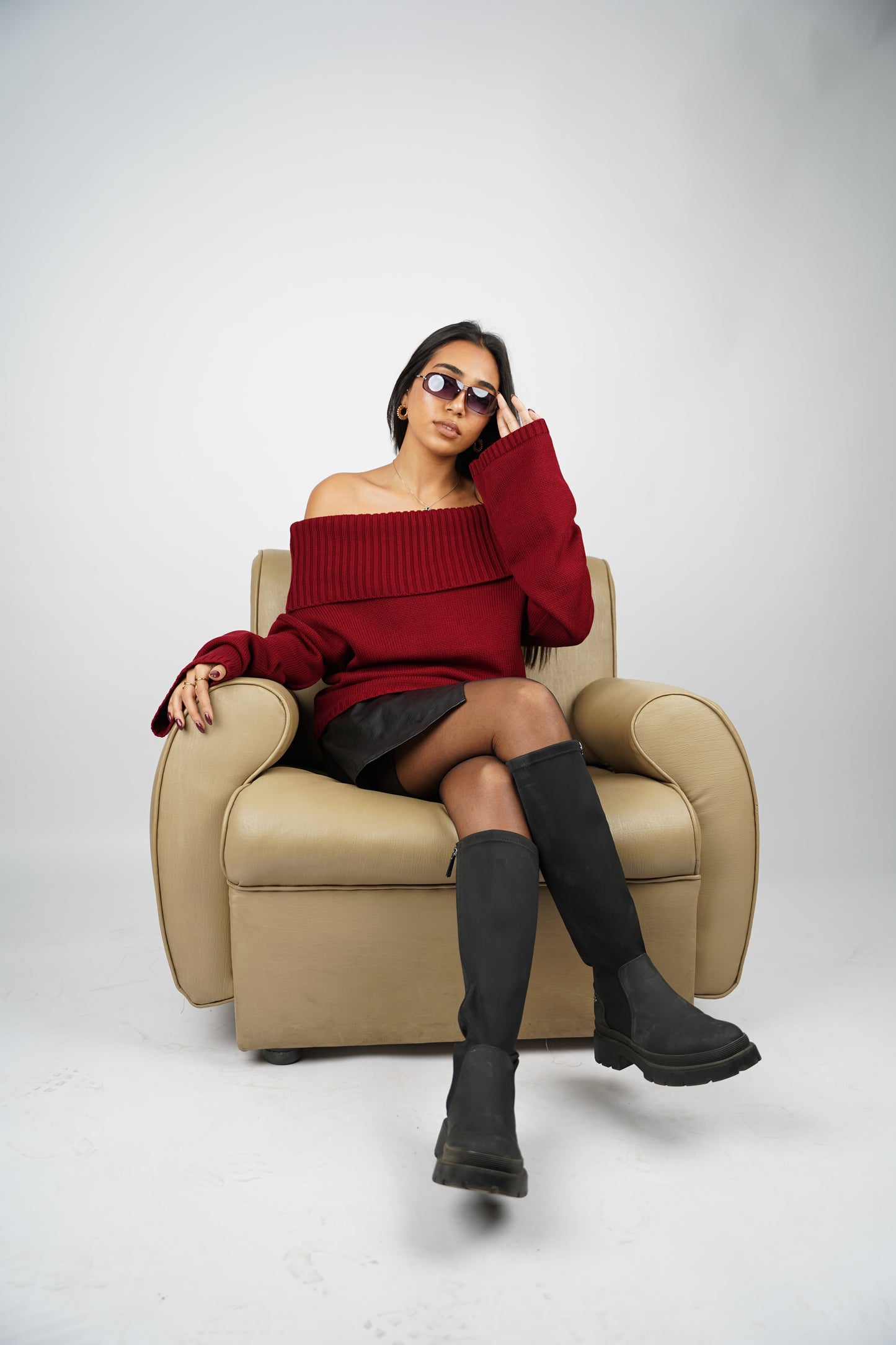 Burgundy Off-Shoulder Knitted Pullover