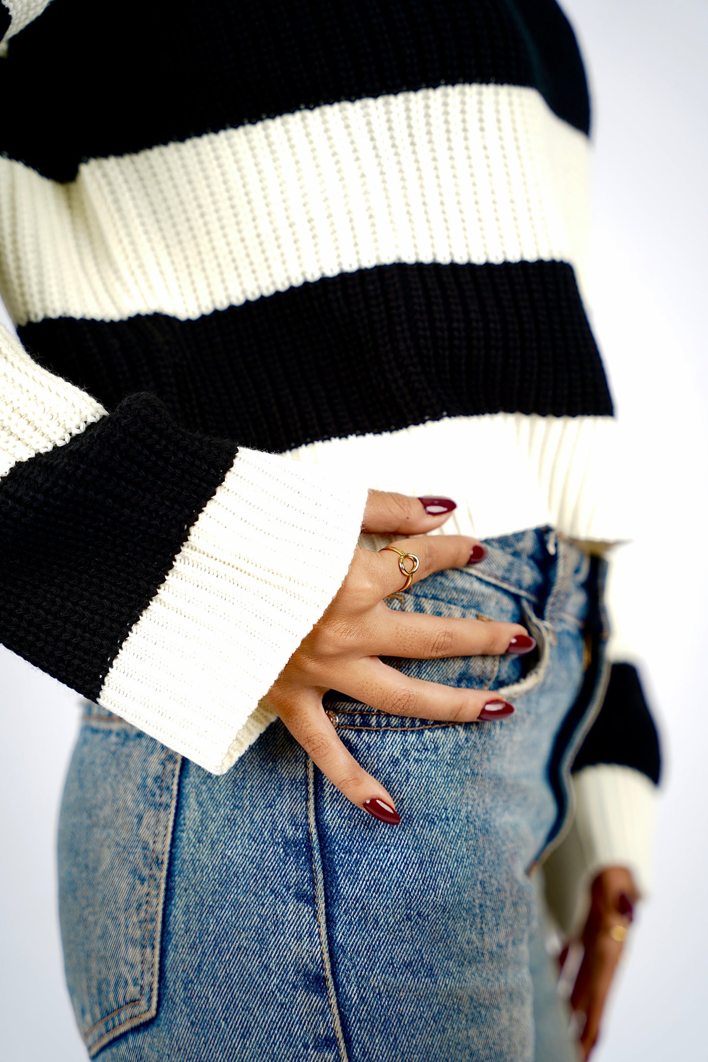 Timeless Stripe Knitted Pullover (Black & White)