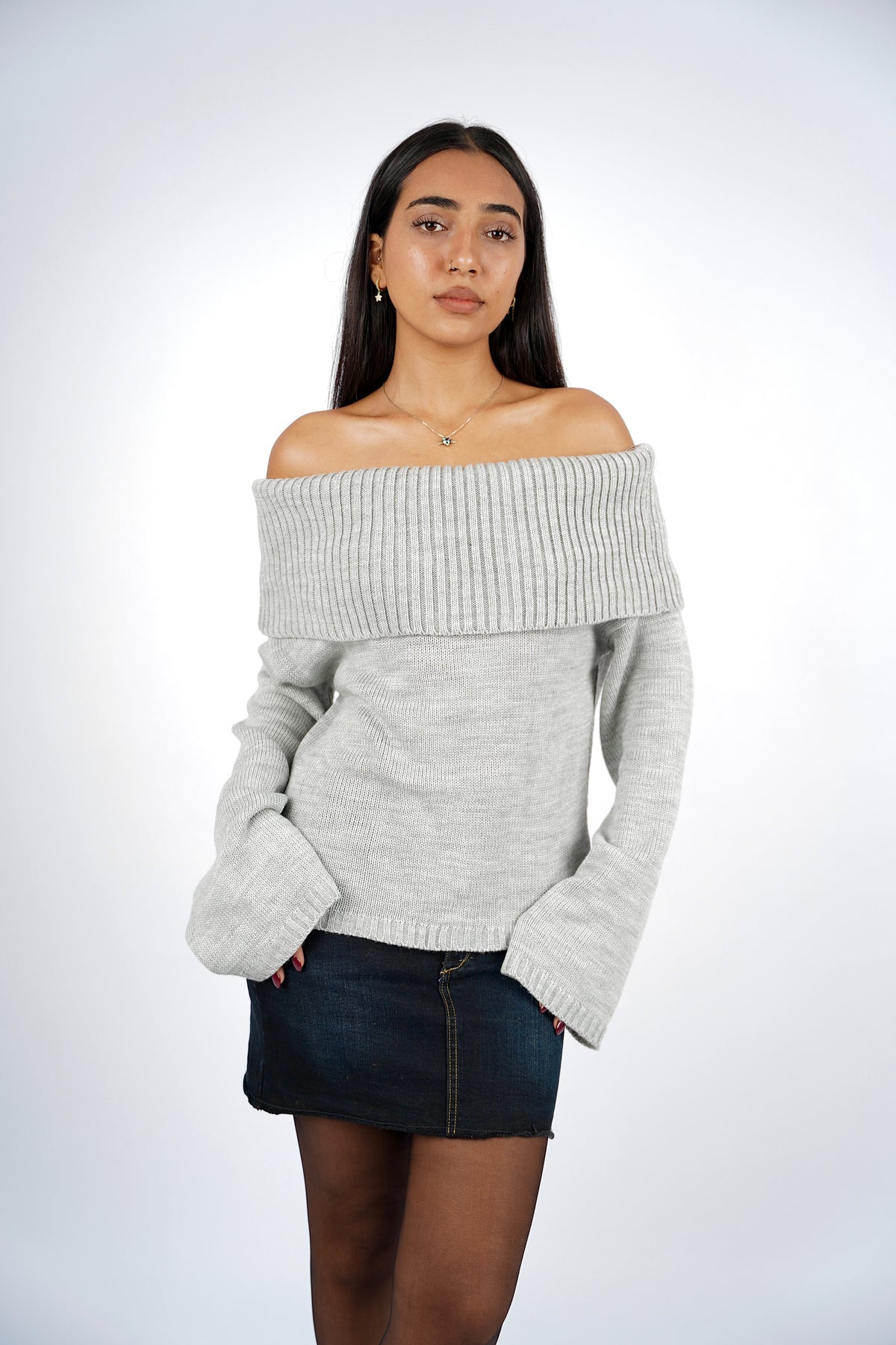 Grey Off-Shoulder Knitted Pullover